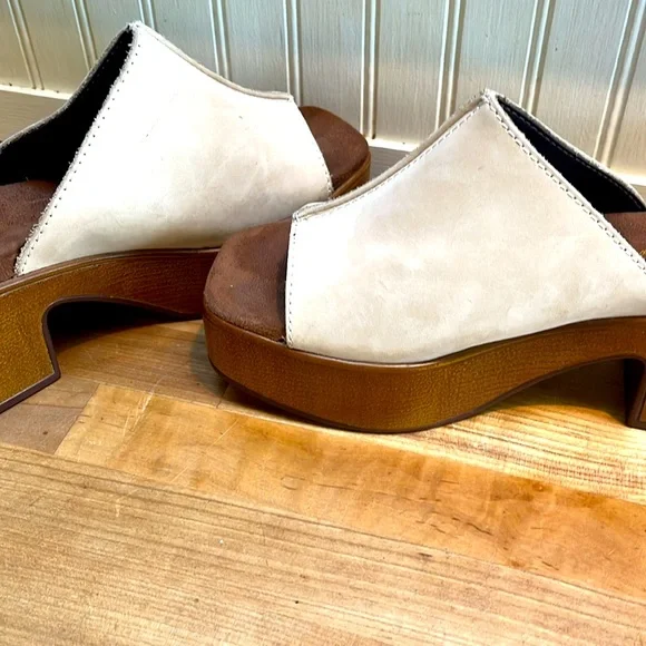 House of Harlow 1960 Griffin Ivory Leather Chunky Platform Brown Slide Sandals - Picture 13 of 14